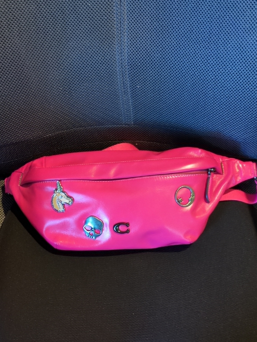 Hall Belt Bag - Dragonfruit